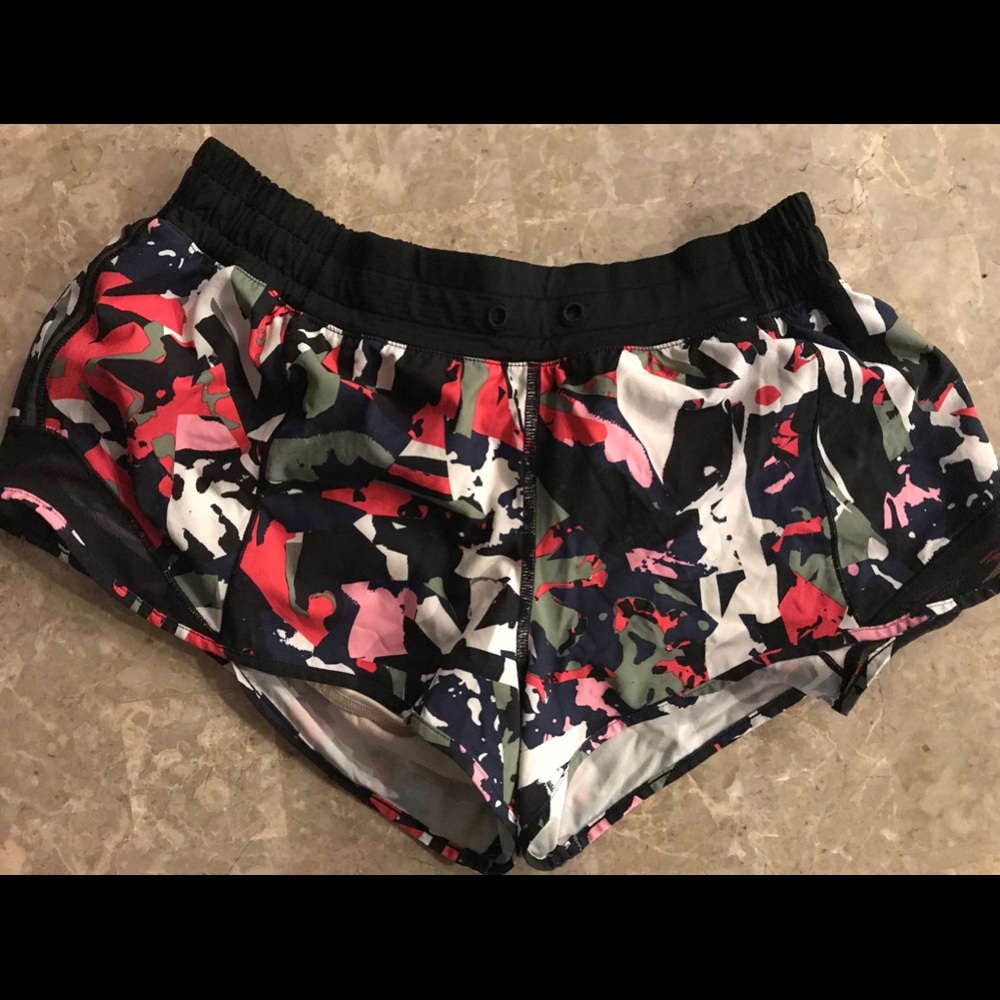 Lululemon shorts size 8